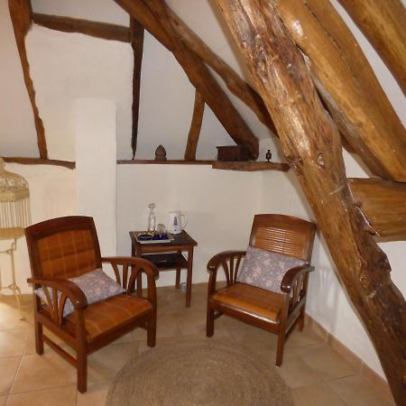Bed and Breakfast Britavit Saint-Avit-Sénieur Esterno foto